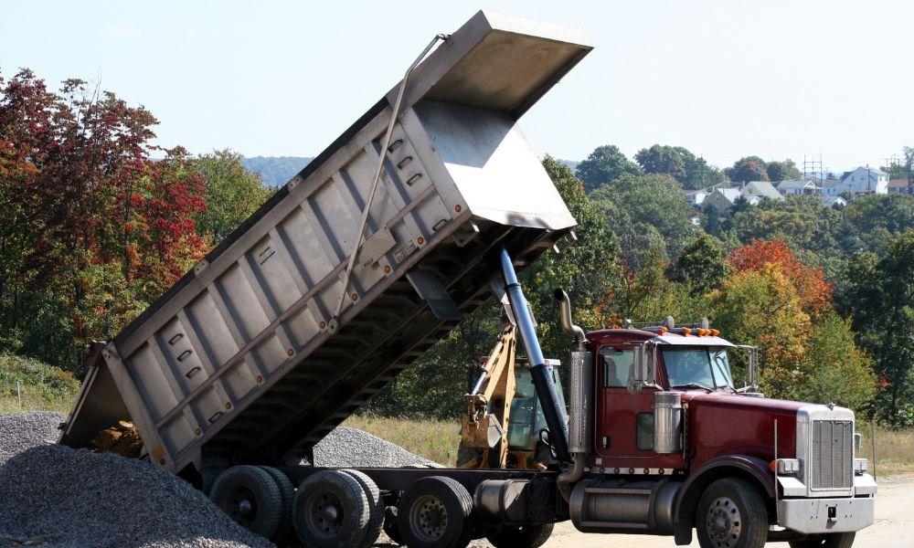 3 Tips for Calculating Dump Truck Capacity