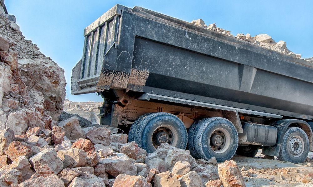 3 Ways Dump Truck Liners Have Improved Over Time